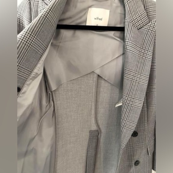 Wilfred Blazer size 00 - barely worn - Picture 2 of 5